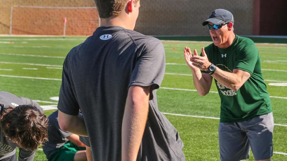 Led by renowned coach Phil Savitz, River Bluff High is rated No. 4 in nation.