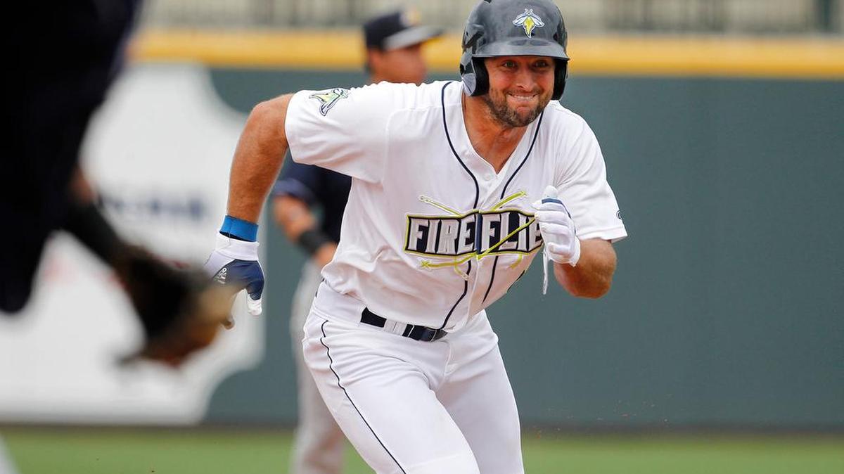Columbia Fireflies outfielder Tim Tebow