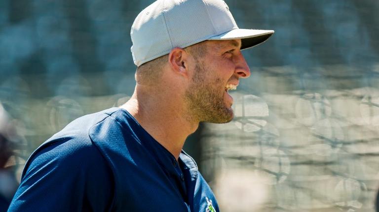 Photos: Tebow, Fireflies take the field