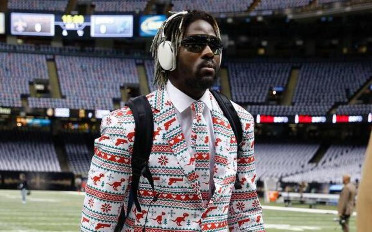 Detroit defensive end Devin Taylor arrives before the Lions’ NFL game against New Orleans Saints on Monday.
