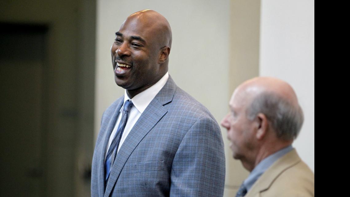 
Former New England Patriots tight end Ben Coates, left, is part of the The South Carolina Athletic Hall of Fame Class of 2015.
